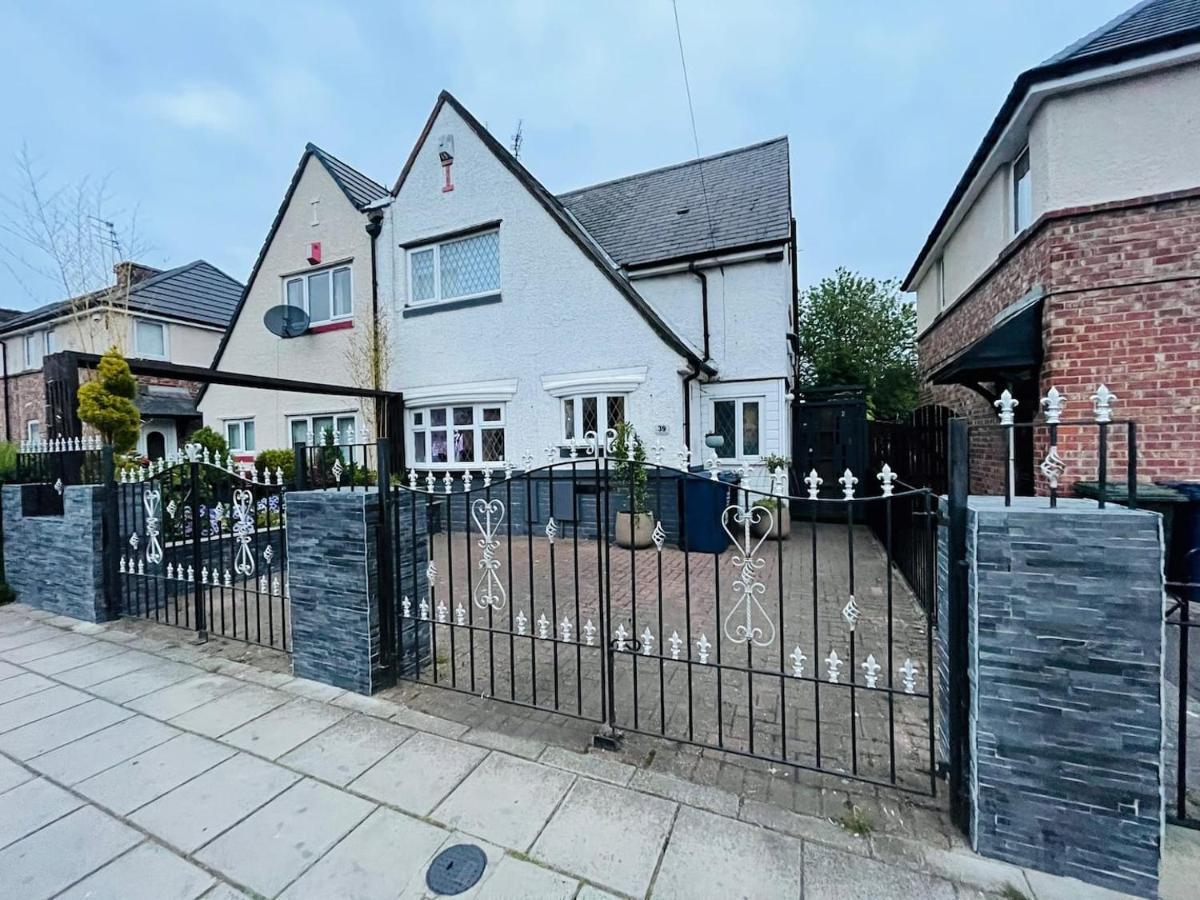 Tropical Style House Near Newcastle City Centre מראה חיצוני תמונה