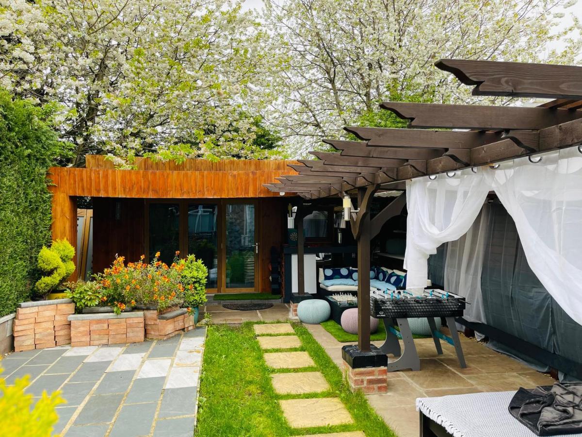 Tropical Style House Near Newcastle City Centre מראה חיצוני תמונה